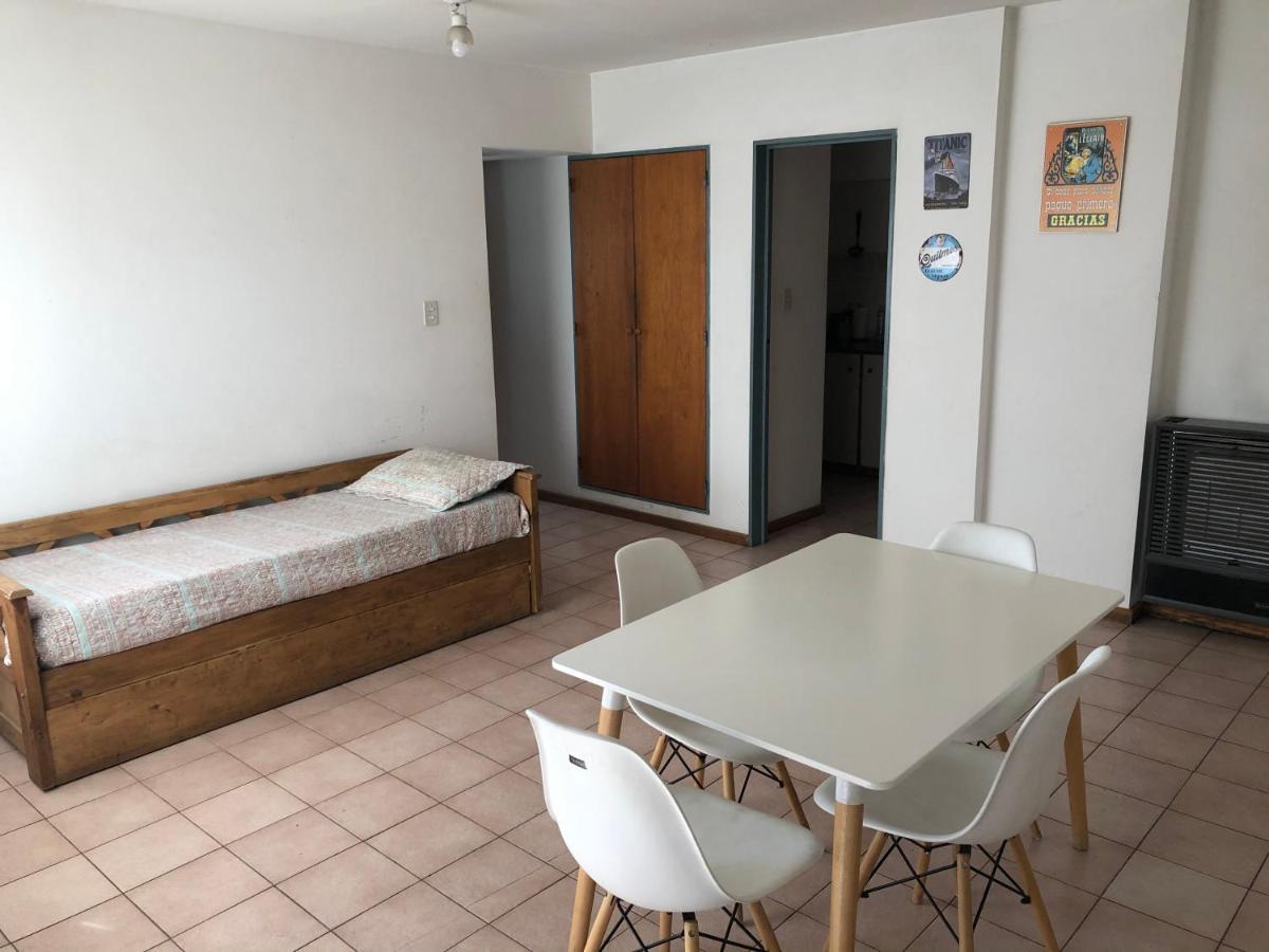 Apartamento Pacifico Suites Centro Bahía Blanca Esterno foto