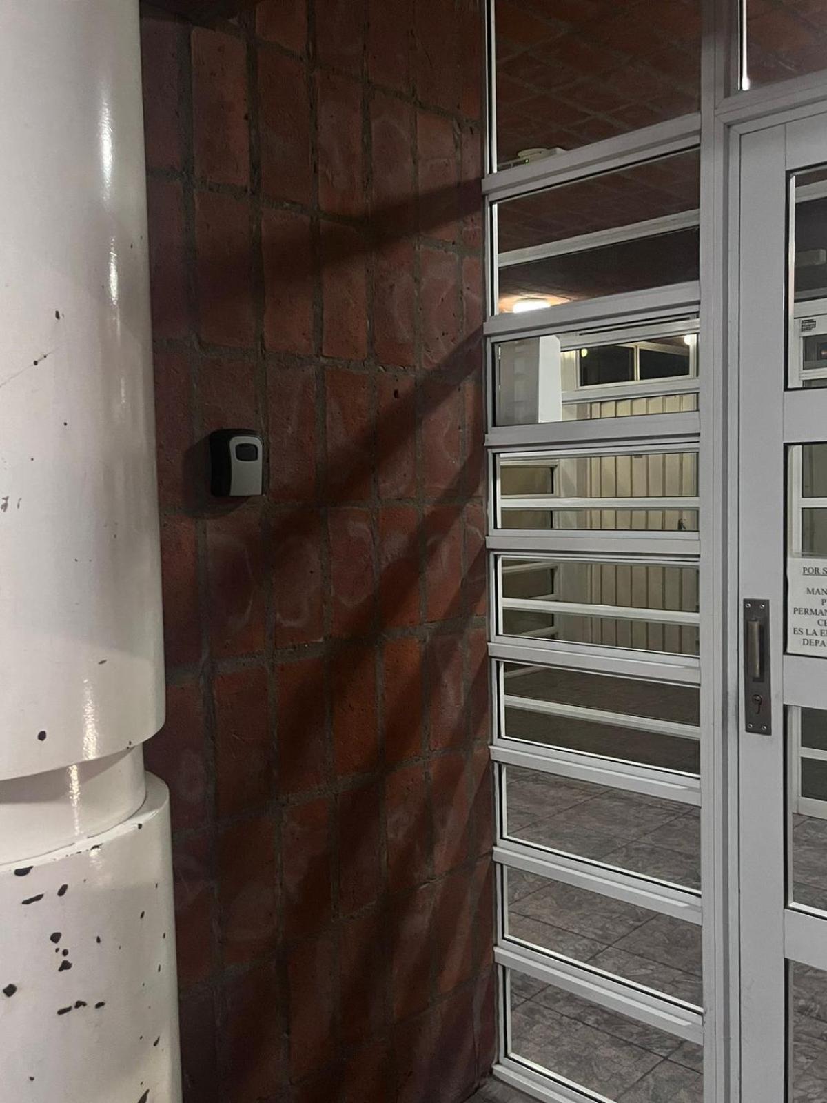 Apartamento Pacifico Suites Centro Bahía Blanca Esterno foto